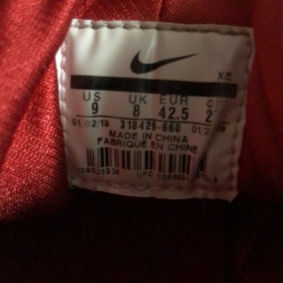 red nike huaraches - Picture 3 of 4